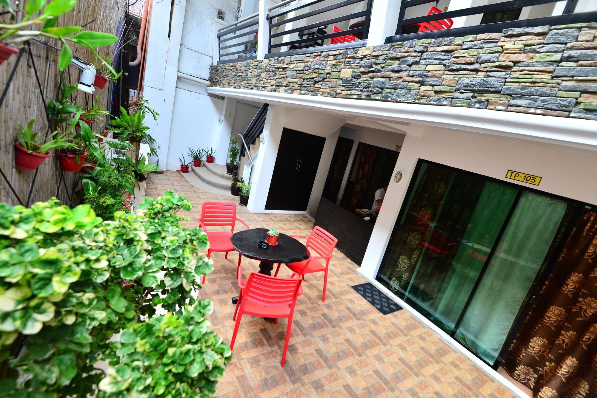 Travellers Pad Boracay Hostel Balabag  Bagian luar foto