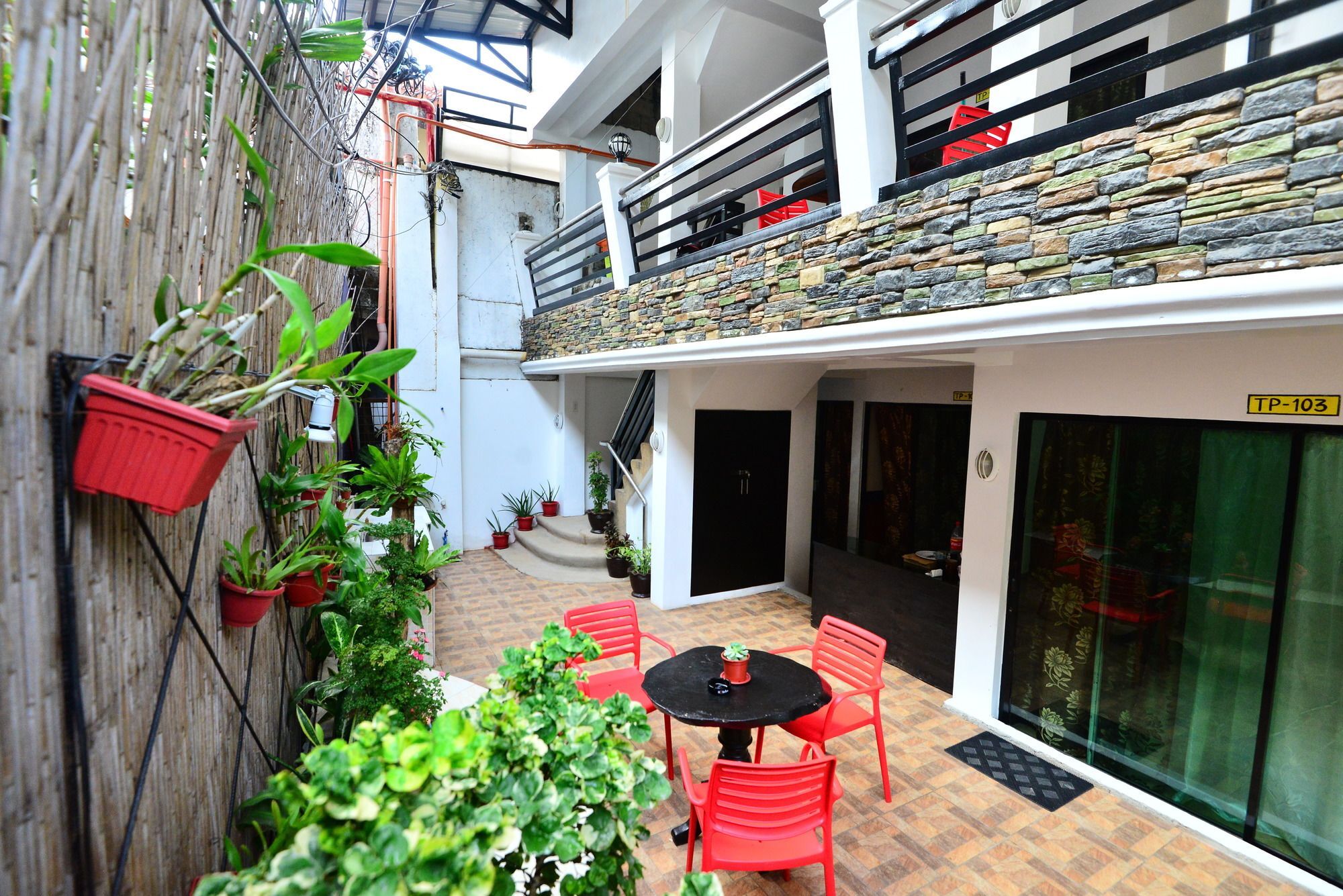Travellers Pad Boracay Hostel Balabag  Bagian luar foto