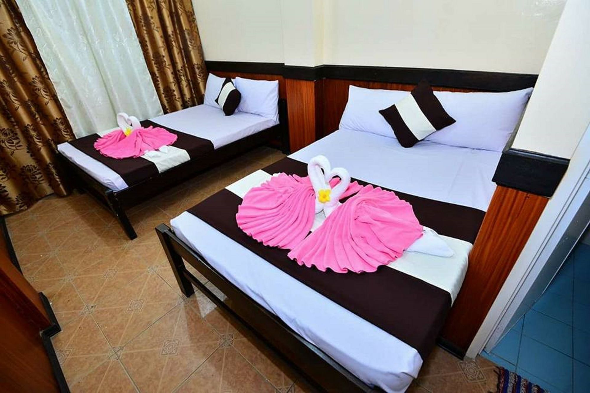 Travellers Pad Boracay Hostel Balabag  Bagian luar foto